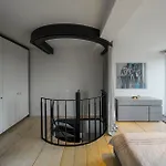 Luxury Loft With Terrace شقة